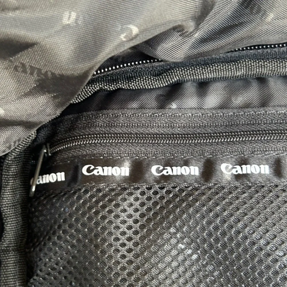 Canon EOS Utility Tech Camera Bag Black Gray DSLR Gadget Case Normcore